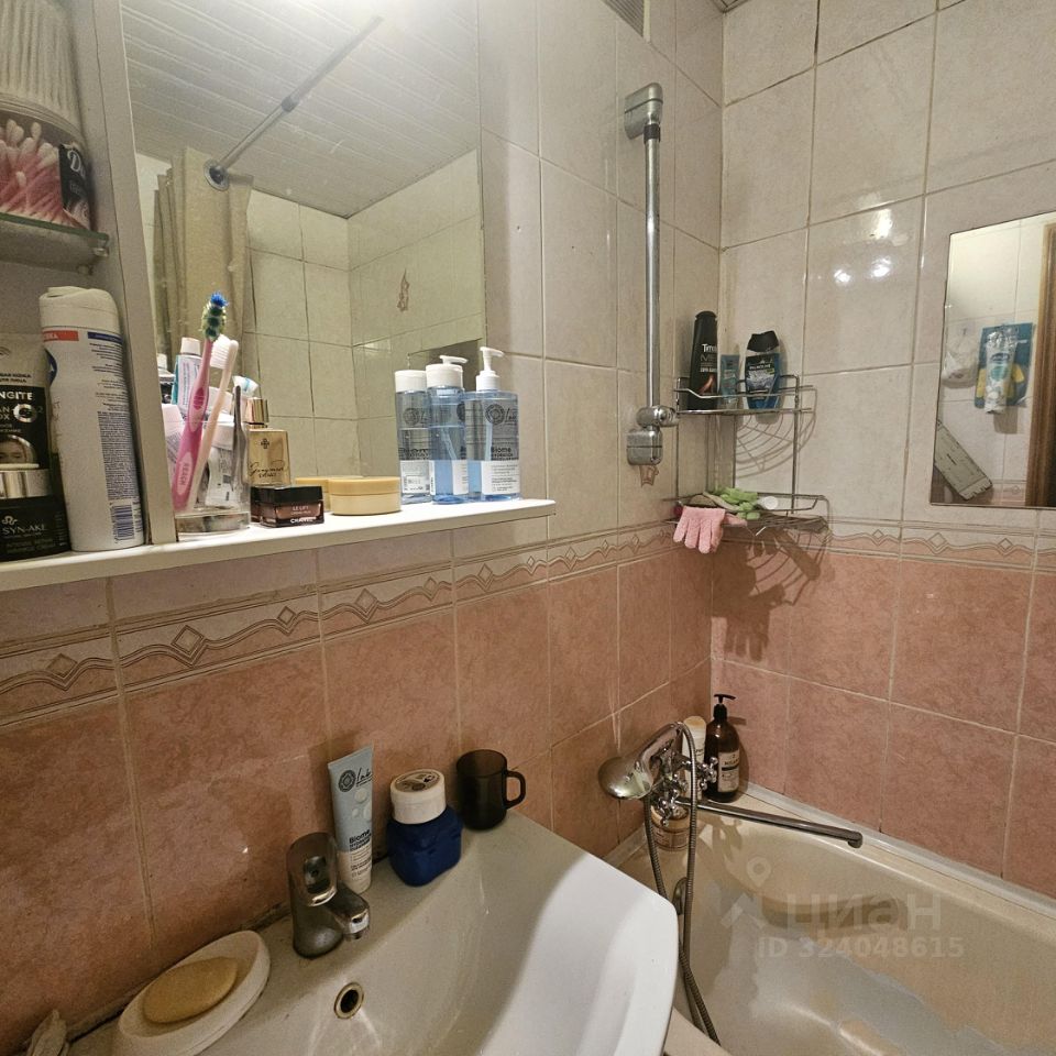 Продажа 3-комн квартиры на вторичном рынке Шпалерная улица, 28