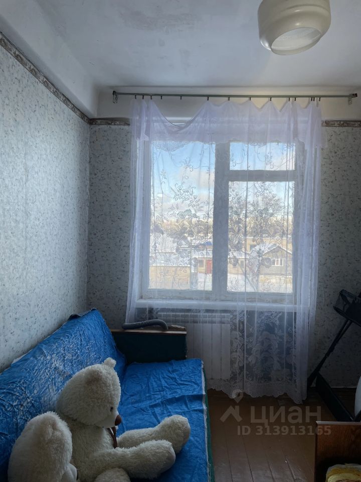 Продажа 3-комн квартиры на вторичном рынке пос. Зимитицы, 1