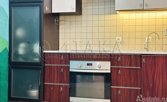 Продажа 2-комн квартиры на вторичном рынке Бухарестская ул,  д. 64