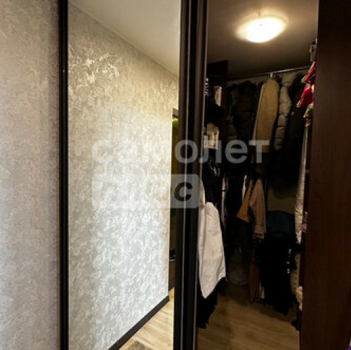 1-комн квартира Лобня г, Окружная ул,  д. 1