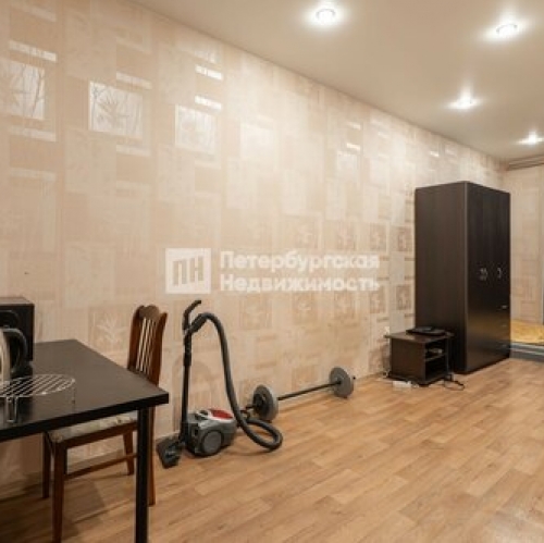 5-комн квартира Полозова улица,  д. 6/17