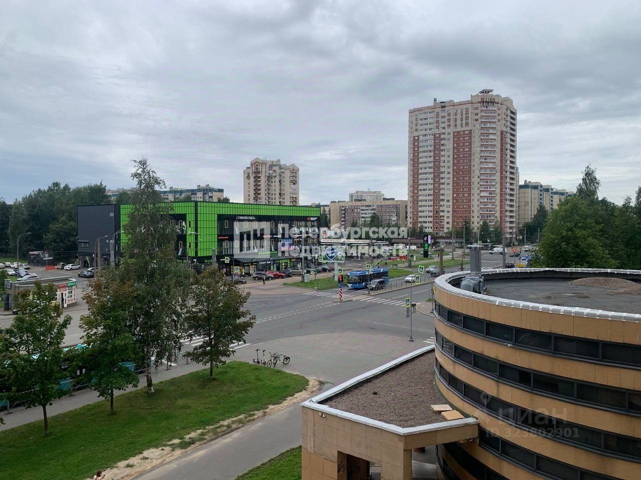 Продажа 1-комн квартиры на вторичном рынке проспект Королева, 21к1