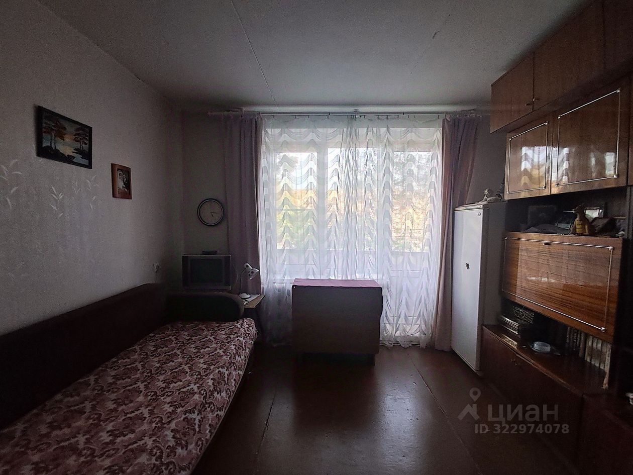 Продажа 1-комн квартиры на вторичном рынке 2-й мкр, Имени Свердлова пгт, 49
