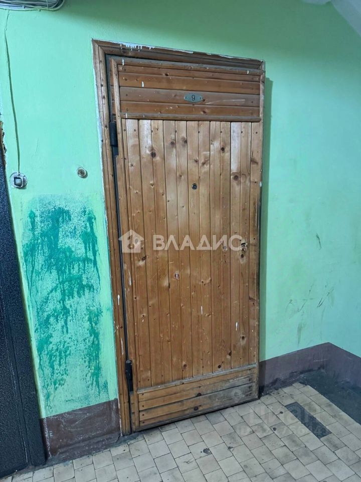 Продажа 3-комн квартиры на вторичном рынке пос. Аннино, улица Центральная, 7