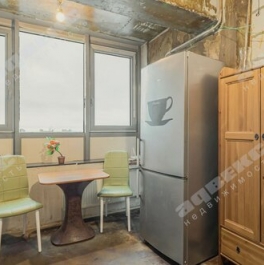 Продажа 1-комн квартиры на вторичном рынке Космонавтов пр-кт,  д. 65 к2