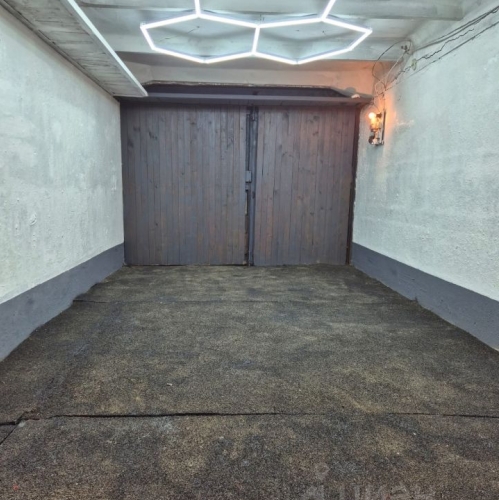 Гараж/парковка микрорайон Шараповка, Шараповская улица,  д. 5