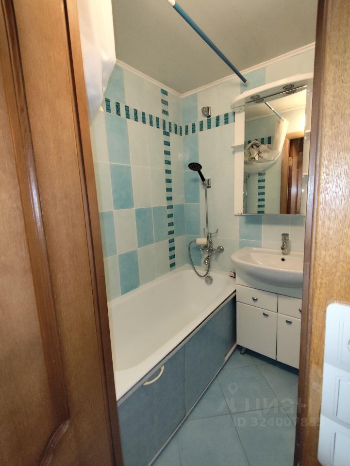 Продажа 2-комн квартиры на вторичном рынке Северный ао, улица 8 Марта, 7/5