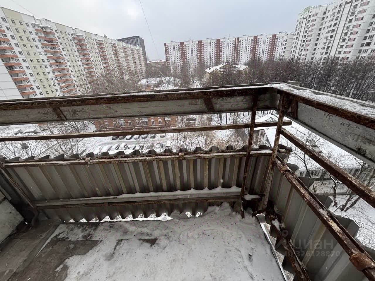 Продажа 2-комн квартиры на вторичном рынке улица Ивана Бабушкина, 3