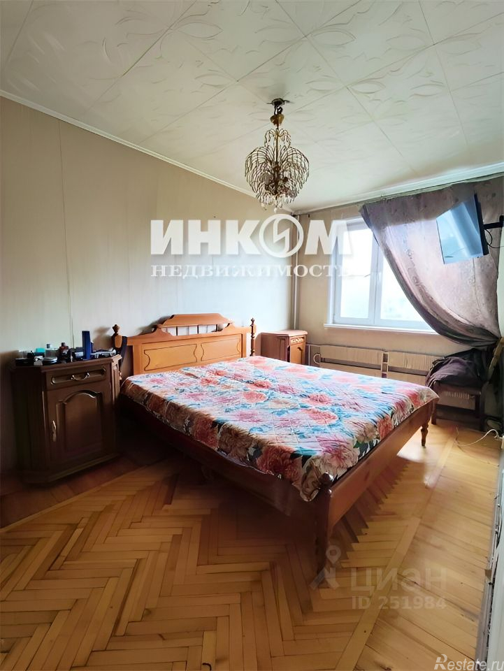Продажа 3-комн квартиры на вторичном рынке улица Малыгина,  д. 14 к1