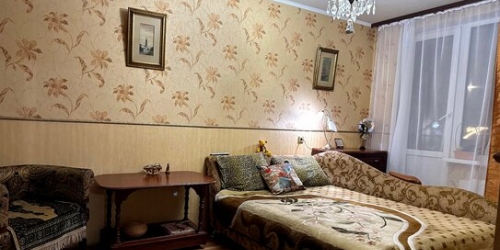 2-комн квартира ул Пражская,  д. 15