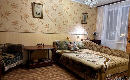 Продажа 2-комн квартиры на вторичном рынке ул Пражская,  д. 15