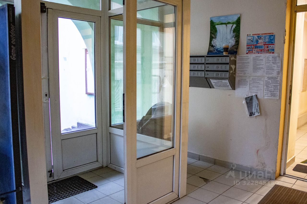 Продажа 4-комн квартиры на вторичном рынке Электрический переулок, 8С4