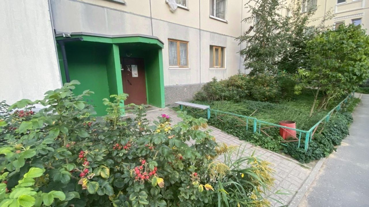 Продажа 3-комн квартиры на вторичном рынке Всеволожск, Октябрьский проспект, 108