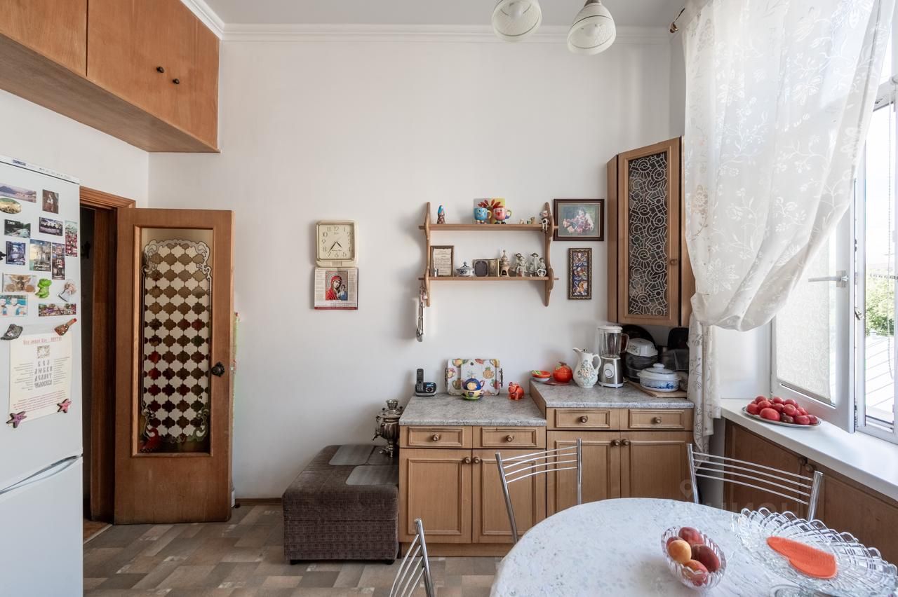 Продажа 3-комн квартиры на вторичном рынке переулок Померанцев, 7