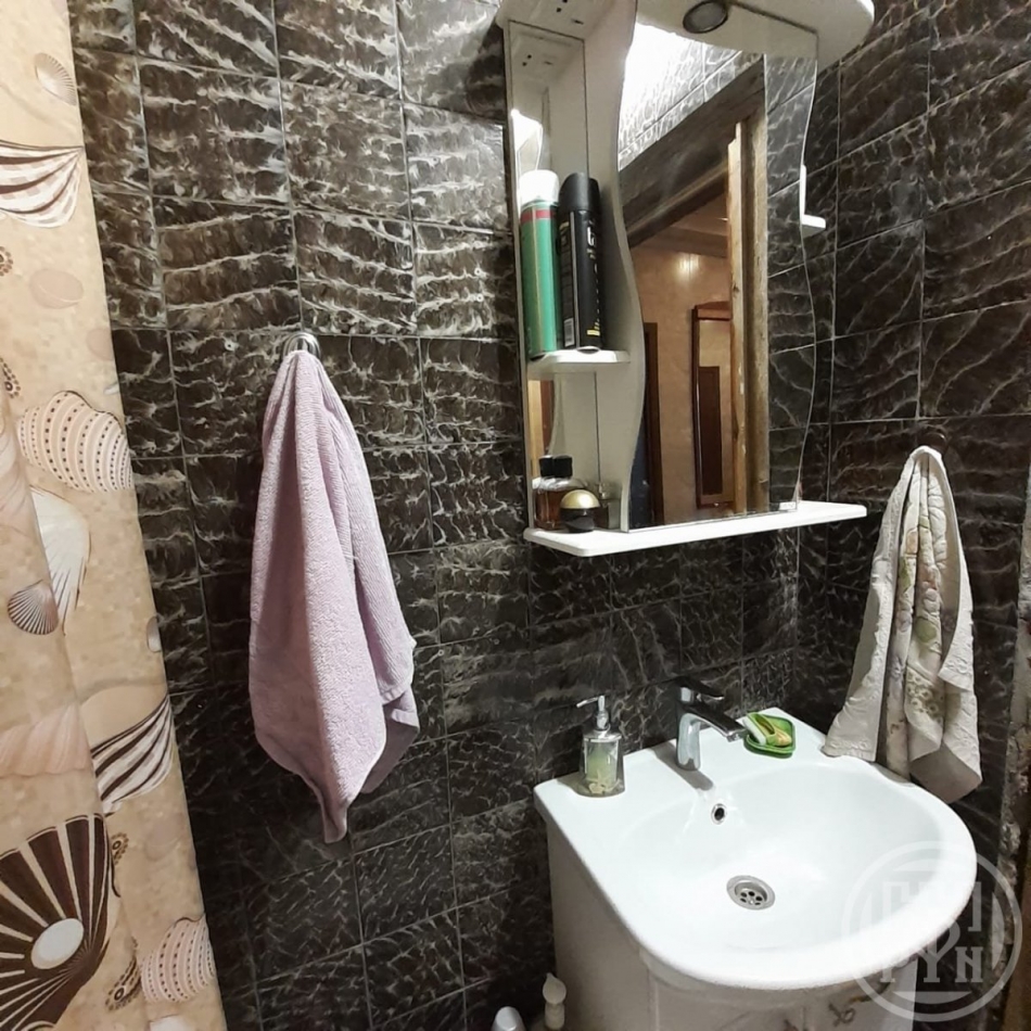 Продажа 3-комн квартиры на вторичном рынке Пушкин г., Красносельское шос.,  д. 47