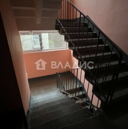 Продажа 1-комн квартиры на вторичном рынке Будапештская улица,  д. 5 к1