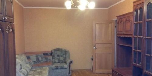 2-комн квартира Изумрудная улица,  д. 11