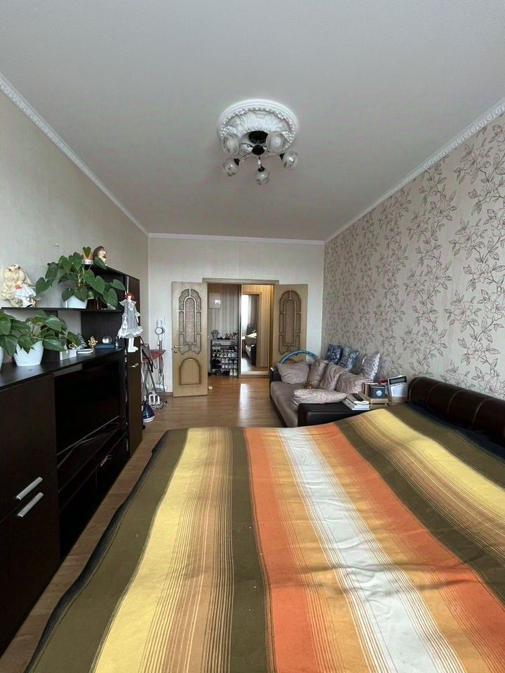 Продажа 2-комн квартиры на вторичном рынке Наро-Фоминск, улица Ефремова,  д. 9В