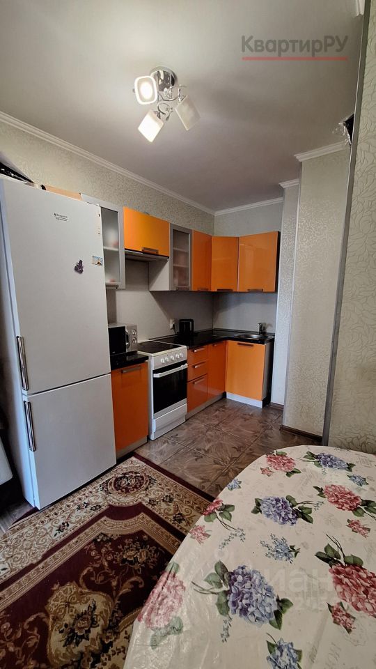 Продажа 2-комн квартиры на вторичном рынке пос. Шушары, проспект Новгородский, 7к2