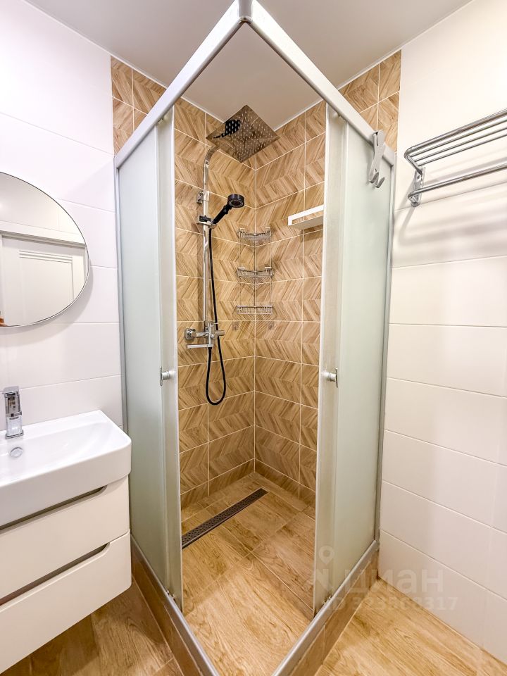 Продажа 2-комн квартиры на вторичном рынке улица Адмирала Лазарева, 43