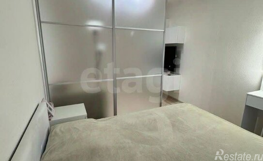 Продажа 1-комн квартиры на вторичном рынке Пулковское ш,  д. 42 к9 с1