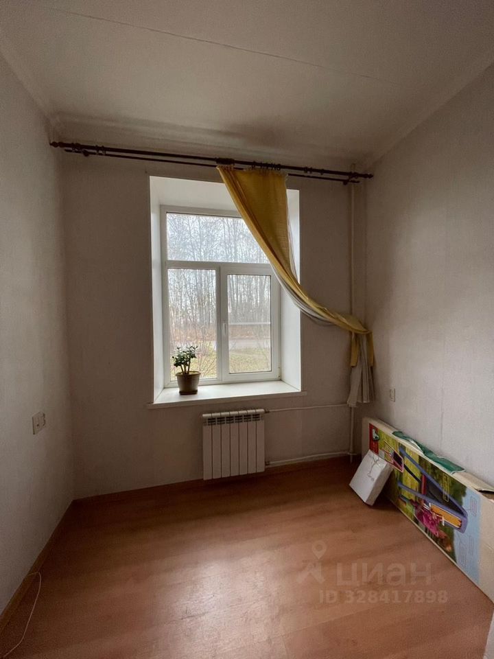 Продажа 3-комн квартиры на вторичном рынке Дубна, Октябрьская улица,  д. 9