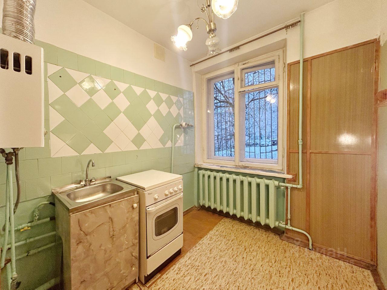 Продажа 1-комн квартиры на вторичном рынке Бестужевская улица, 11