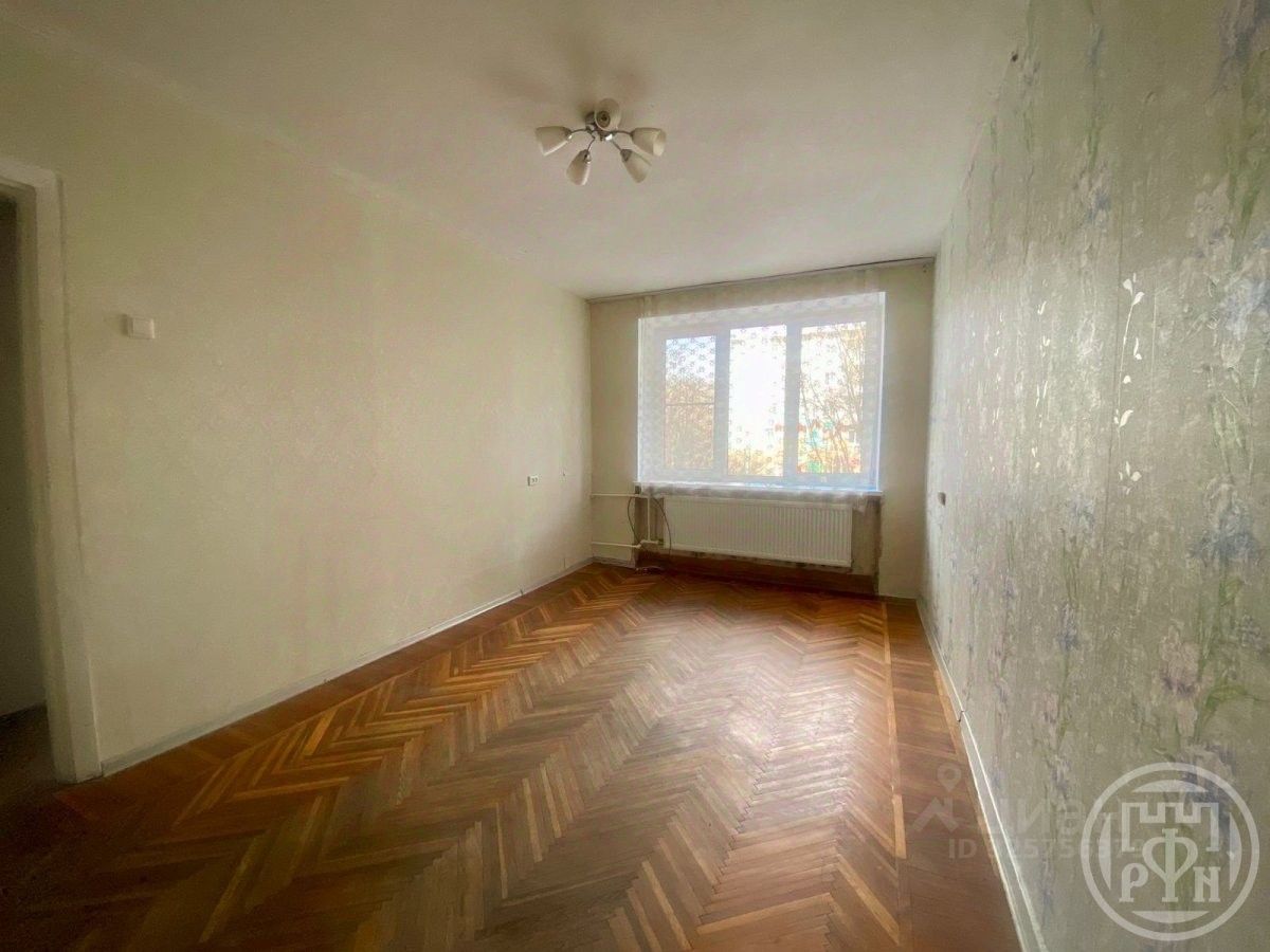 Продажа 3-комн квартиры на вторичном рынке Павловск, улица Толмачева, 7