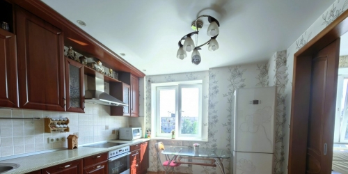 2-комн квартира Рихарда Зорге ул. ,  д. 4,  к. 2