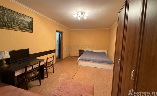 Продажа 1-комн квартиры на вторичном рынке улица Юных Ленинцев,  д. 47 к1