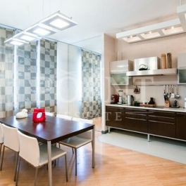 Продажа 3-комн квартиры на вторичном рынке Смоленский 1-й пер,  д. 17