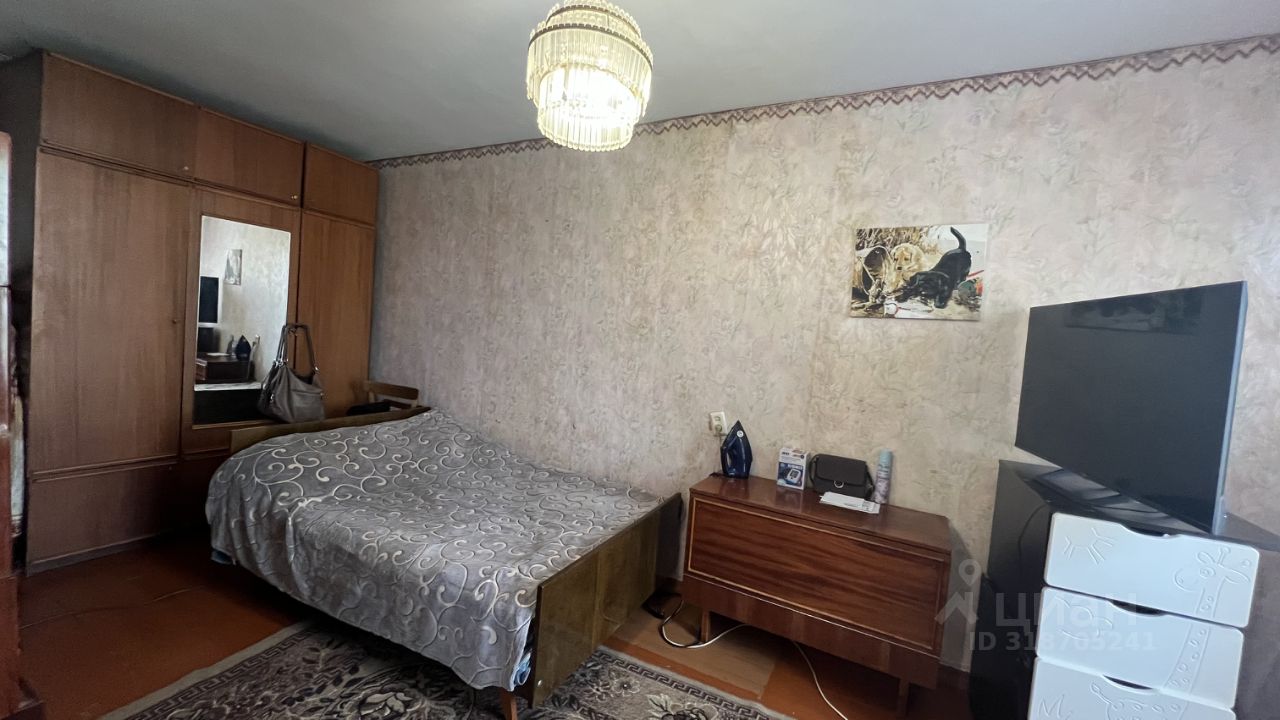 Продажа 2-комн квартиры на вторичном рынке Дружная Горка городской поселок, улица Введенского, 13