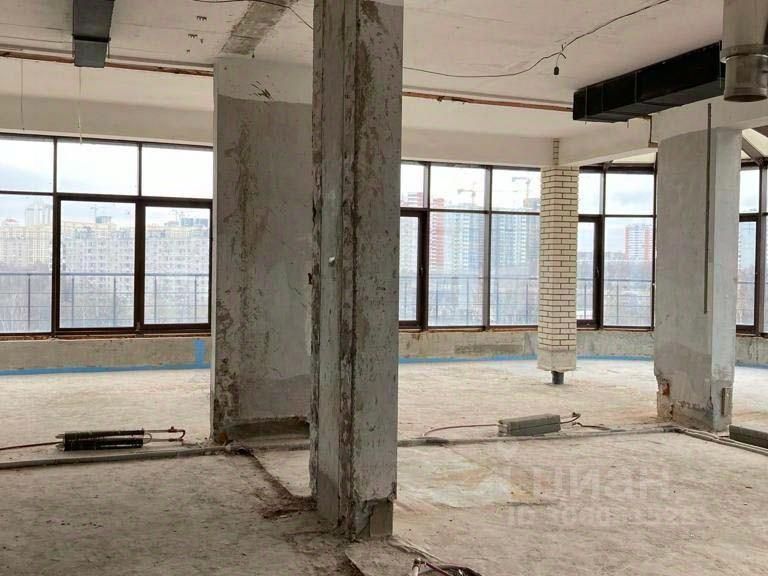 Продажа 6-комн квартиры на вторичном рынке Староволынская улица, 15к6