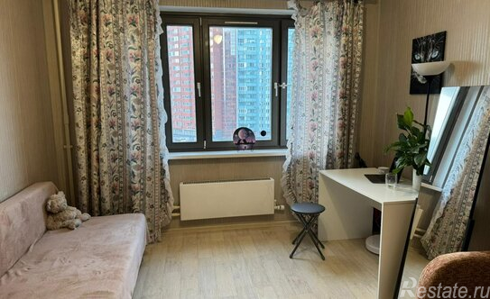 Продажа 1-комн квартиры на вторичном рынке ул Вертолётчиков,  д. 2А,  к. 1