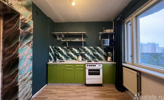 Продажа 1-комн квартиры на вторичном рынке Маршала Казакова ул,  д. 28,  к. 1