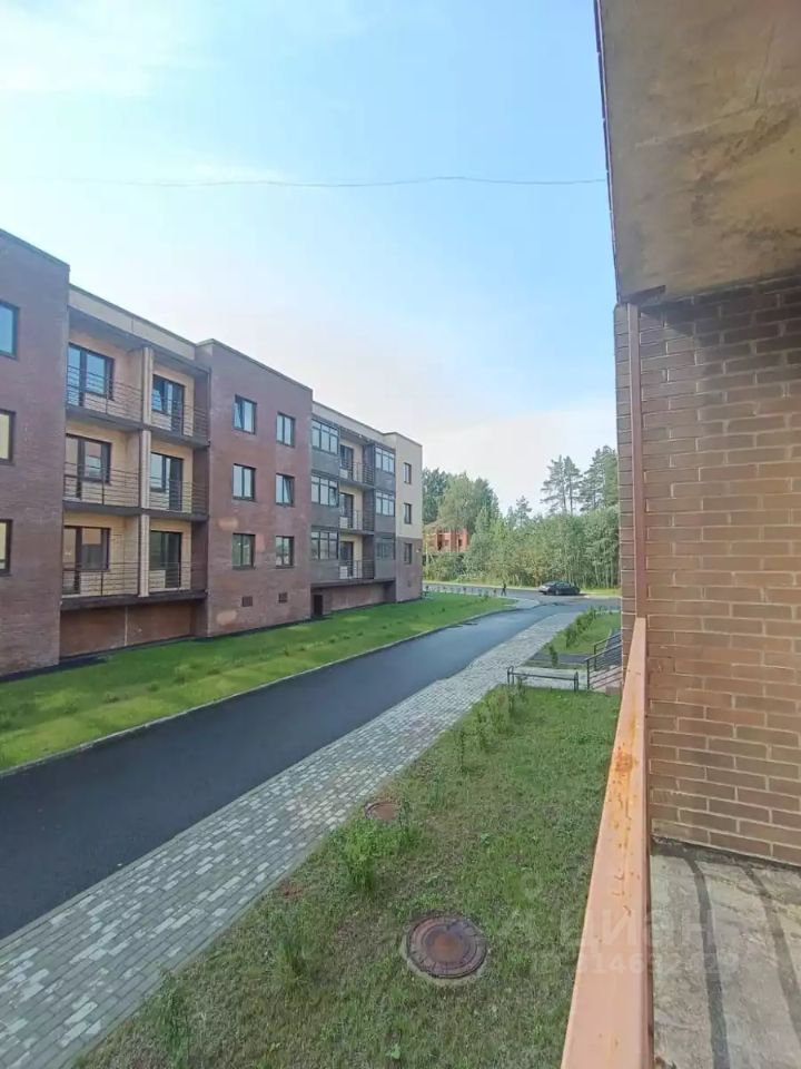 Продажа 2-комн квартиры на вторичном рынке д. Юкки, улица Тенистая, 11к3