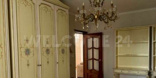 3-комн квартира ул Цюрупы,  д. 6