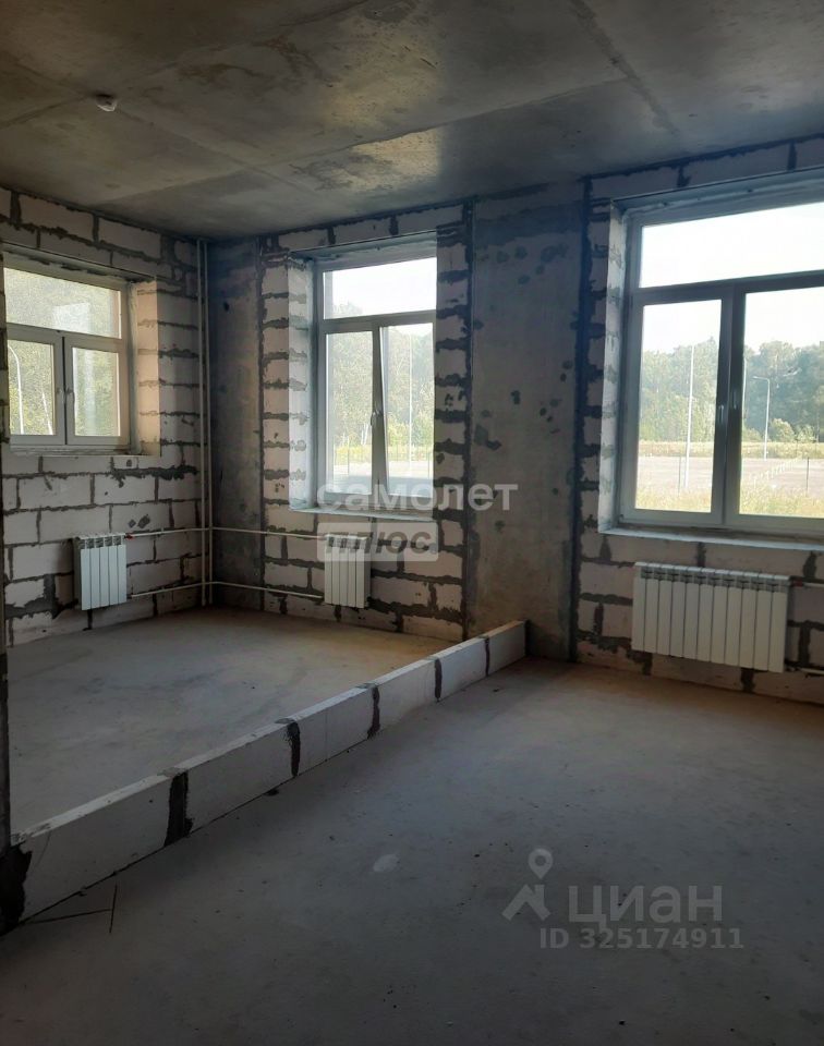 Продажа 3-комн квартиры на вторичном рынке Город-событие мкр, с. Лайково, 70