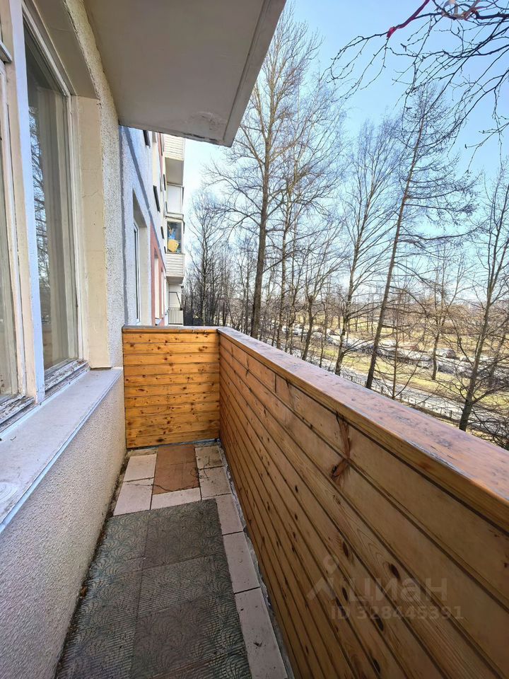 Продажа 3-комн квартиры на вторичном рынке улица Маршала Тухачевского, 9