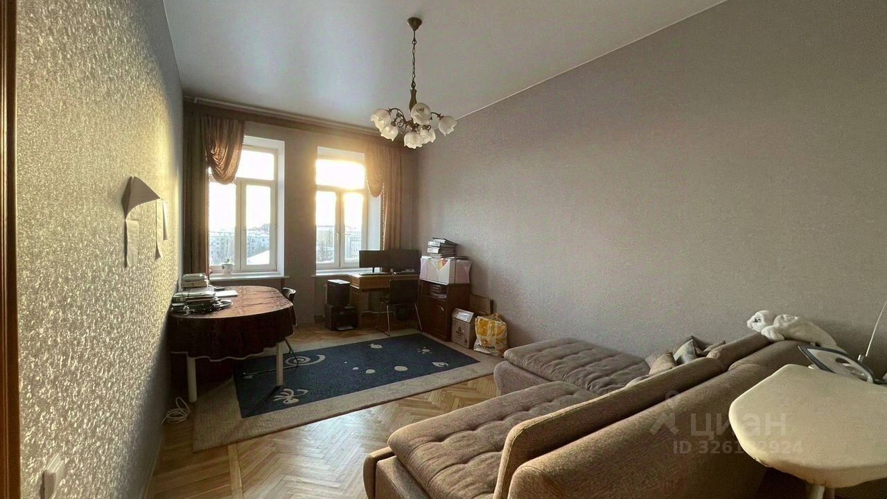 Аренда 3-комн квартиры на вторичном рынке Выборгская улица, 10к1