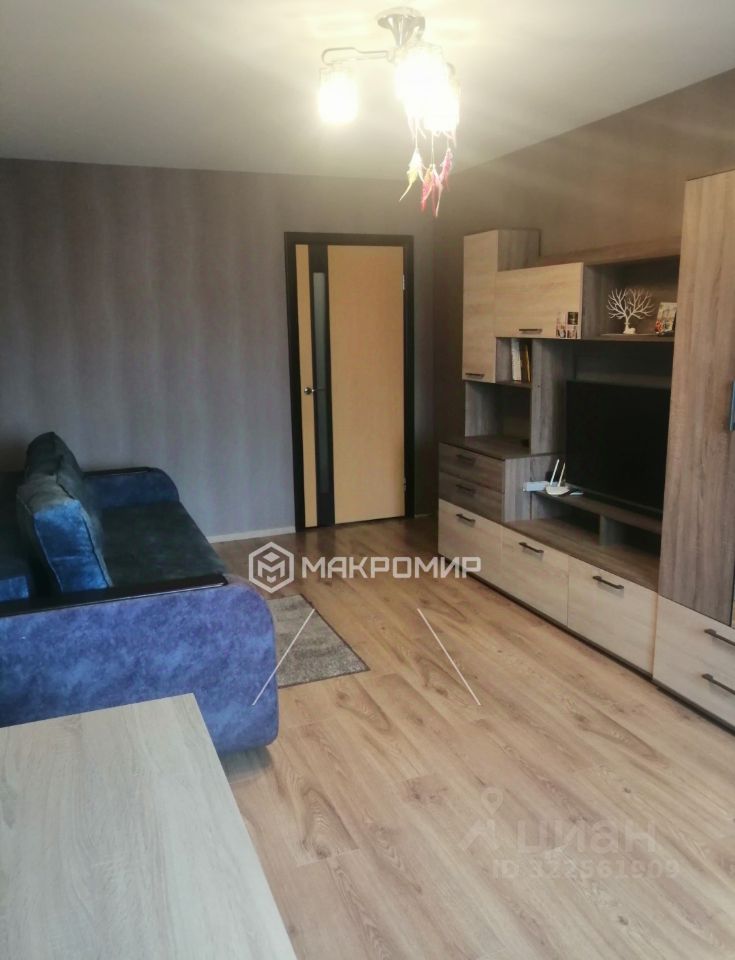 Продажа 3-комн квартиры на вторичном рынке Выборг, улица Декабриста Лунина, 1