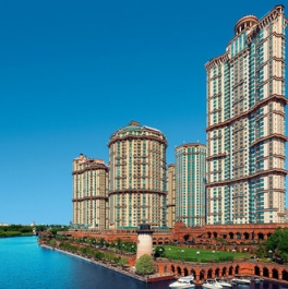 Продажа 4-комн квартиры на вторичном рынке Авиационная улица,  д. 79Б