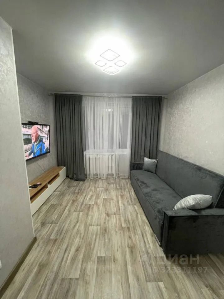 Аренда 1-комн квартиры на вторичном рынке Октябрьский пгт, улица Текстильщиков, 1