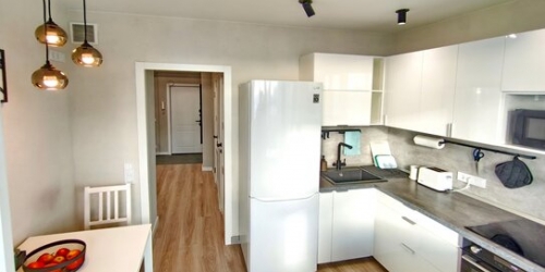 3-комн квартира улица Шкулёва,  д. 3Б