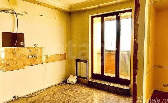 Продажа 4-комн квартиры на вторичном рынке Первомайская Нижн. ул,  д. 64