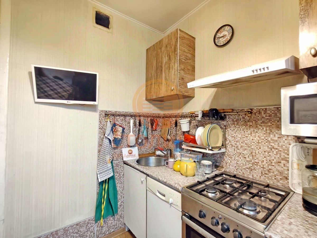 Аренда 3-комн квартиры на вторичном рынке Профсоюзная улица, 99