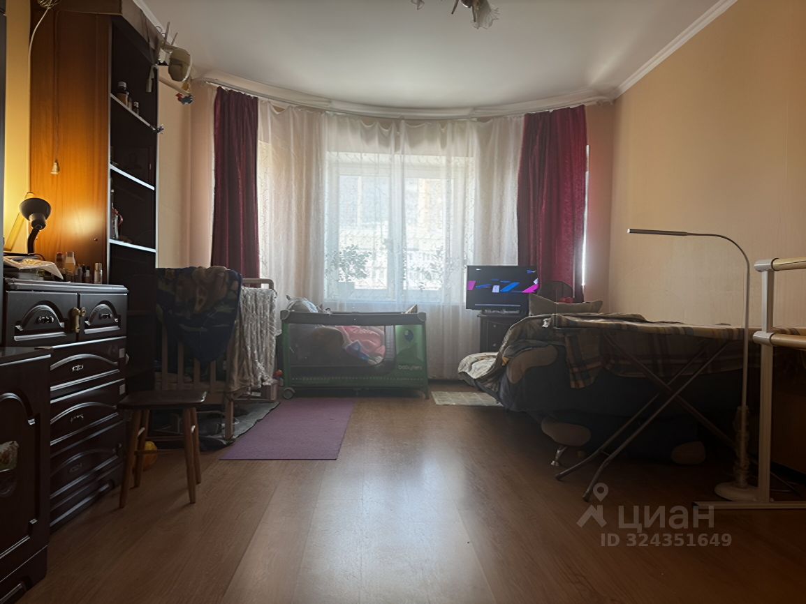 Продажа 2-комн квартиры на вторичном рынке Одинцово, бульвар Маршала Крылова, 15