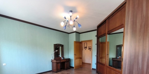 3-комн квартира Петергоф г., Эрлеровский бул. ,  д. 6