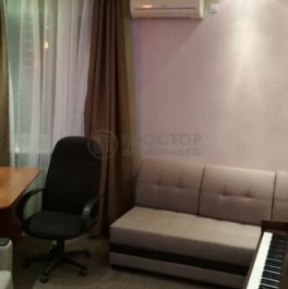 Продажа 2-комн квартиры на вторичном рынке пер Сивцев Вражек,  д. 15/25