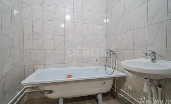 Продажа 1-комн квартиры на вторичном рынке Ленинский пр-кт,  д. 68 с1